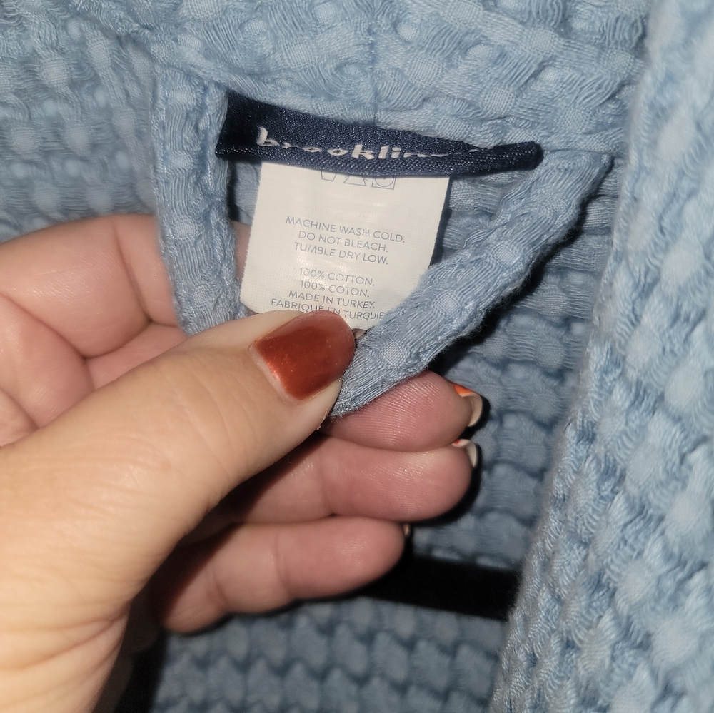 Brooklinen Light Blue Waffle Robe - Picture 4 of 5
